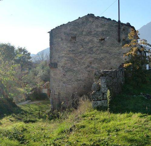 Rustico / casale a Rocchetta a volturno in Via Delle Grotte - Foto 3