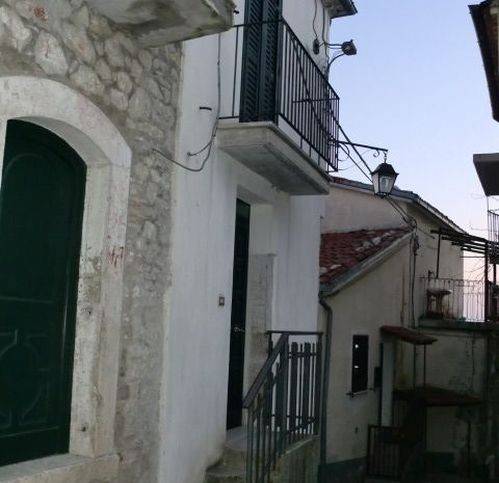 Villa a Cerro al volturno in Via Fraz, San Vittorino - Foto 2