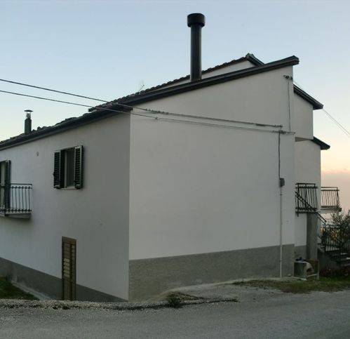 Appartamento a Fornelli in Via Castelcervaro - Foto 2