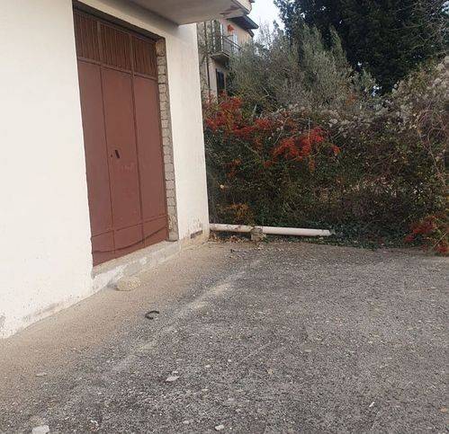 Villa a Montaquila in Via Carpinete - Foto 4