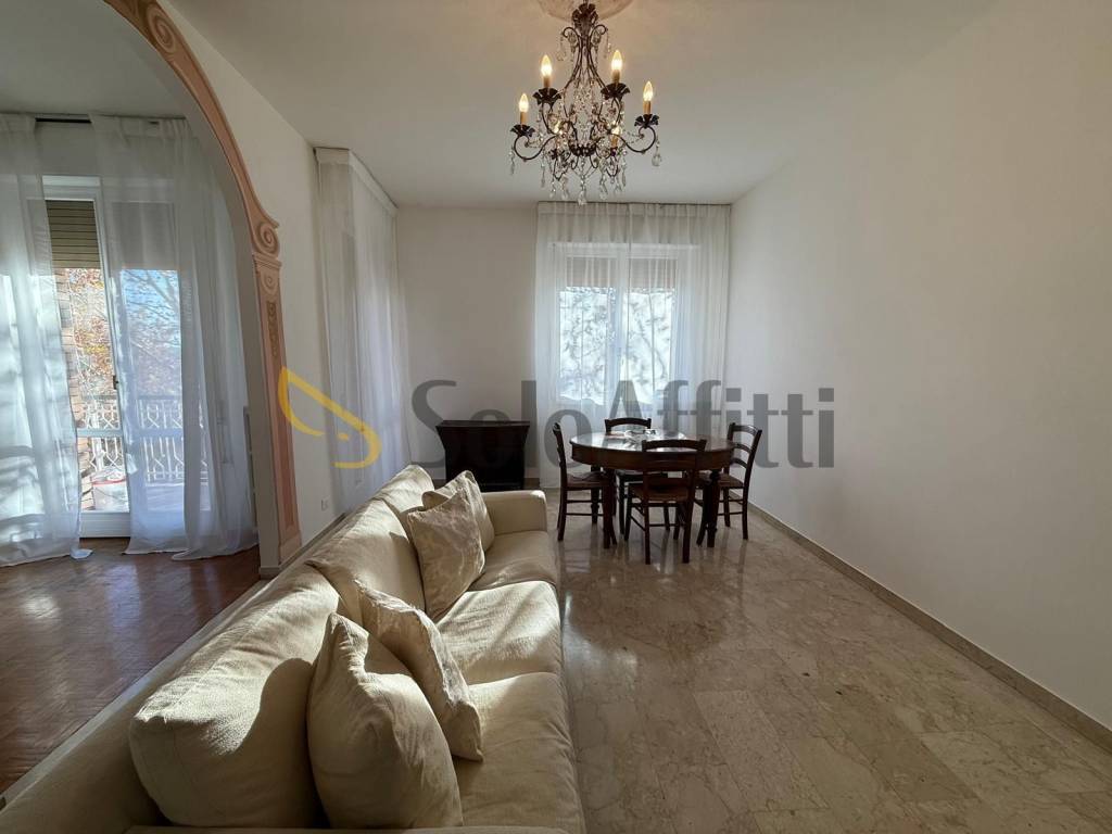 Appartamento a Modena in Viale Virginia Reiter - Foto 2