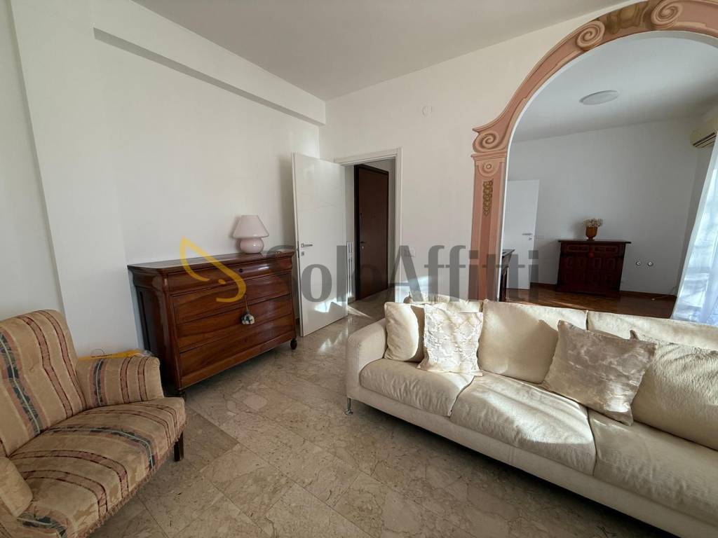 Appartamento a Modena in Viale Virginia Reiter - Foto 4