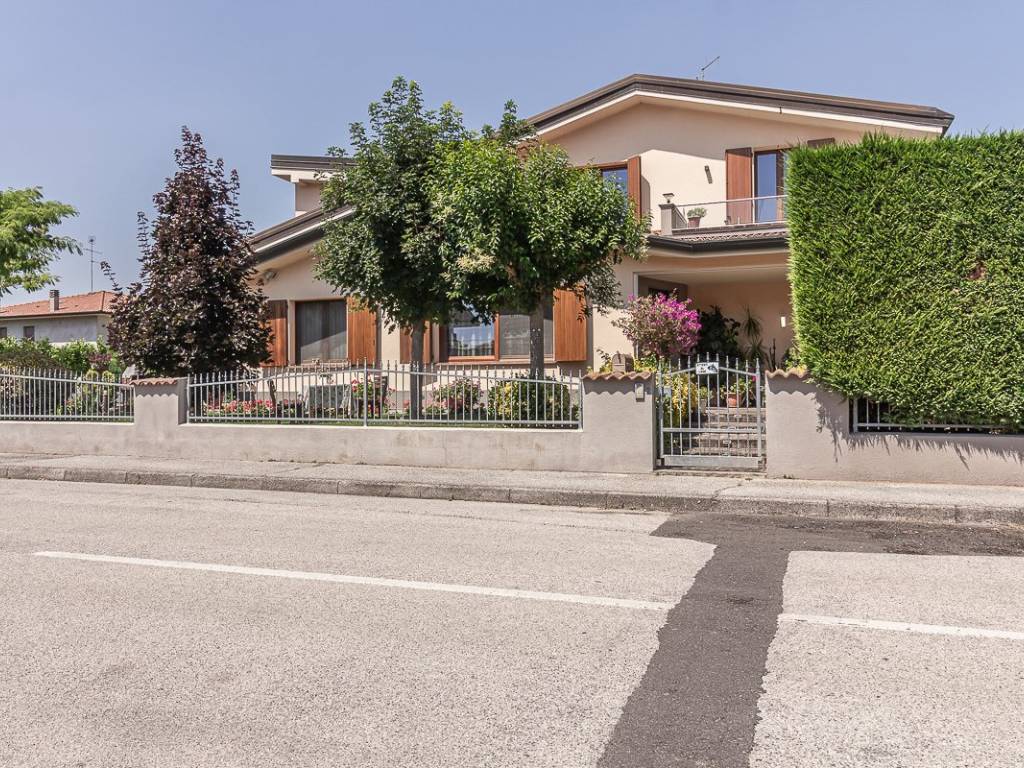 Villa a Terre del reno in Via Claudio Gallerani, 2 - Foto 2