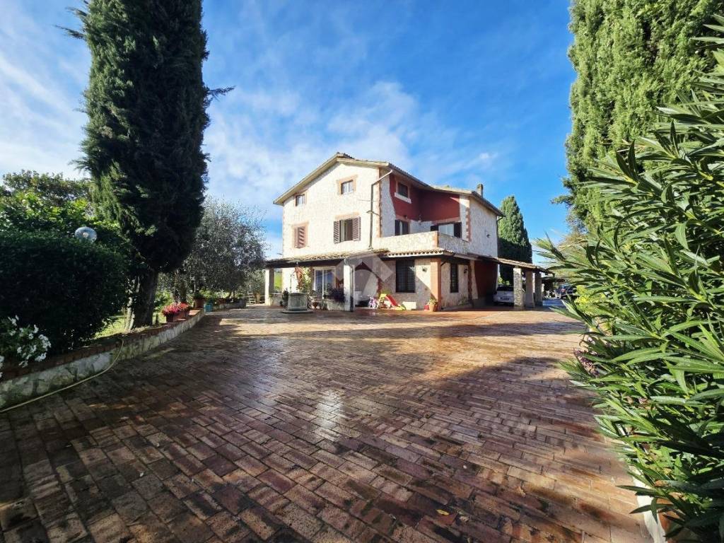 Villa a Civitella san paolo in VIA MONTE LINO - Foto 2