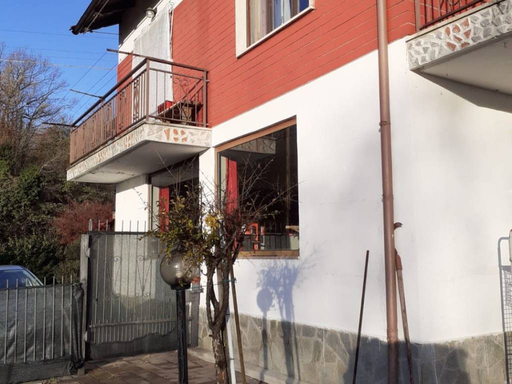 Casa indipendente a Cumiana in Via Giaveno, 102 - Foto 2
