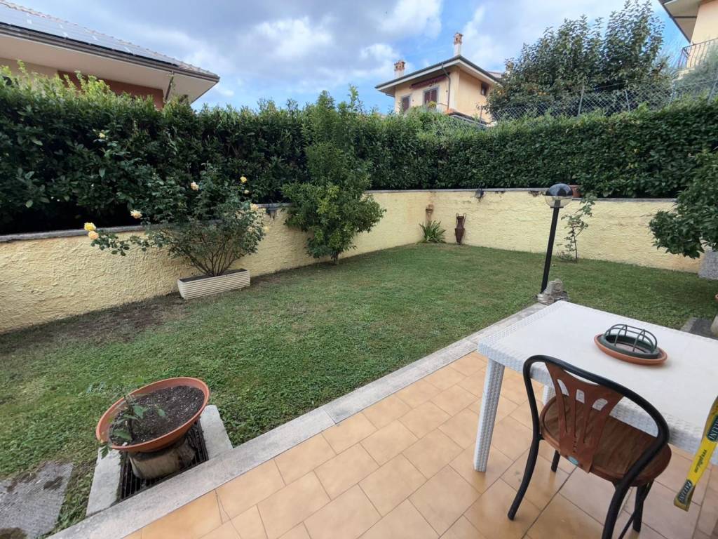 Villetta a schiera a Grottaferrata in Via Guglielmo Quattrucci, 143 - Foto 3