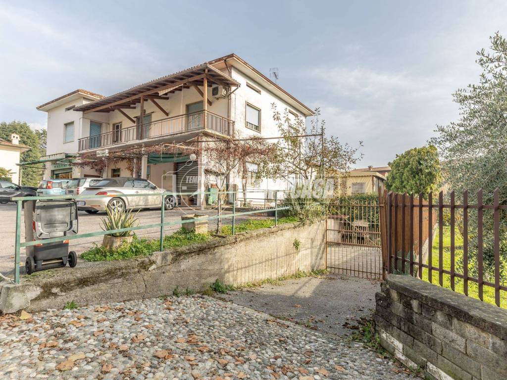 Palazzo / stabile a Paratico in Via Giuseppe Malighetti - Foto 5