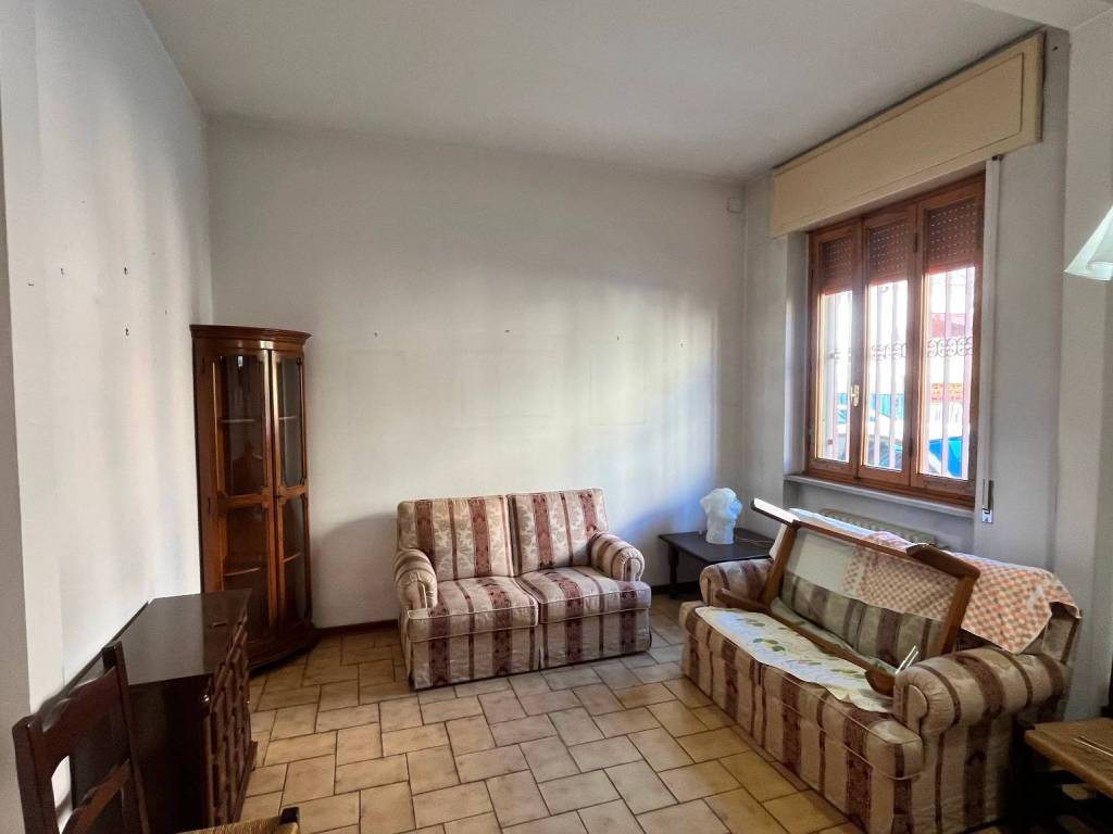Casa indipendente a Prato in Via Filippo Corridoni, 11 - Foto 3
