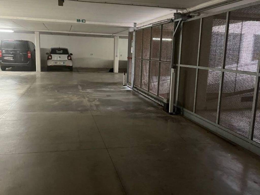 Box / garage a Livorno in Via Aurelio Lampredi, 5 - Foto 2