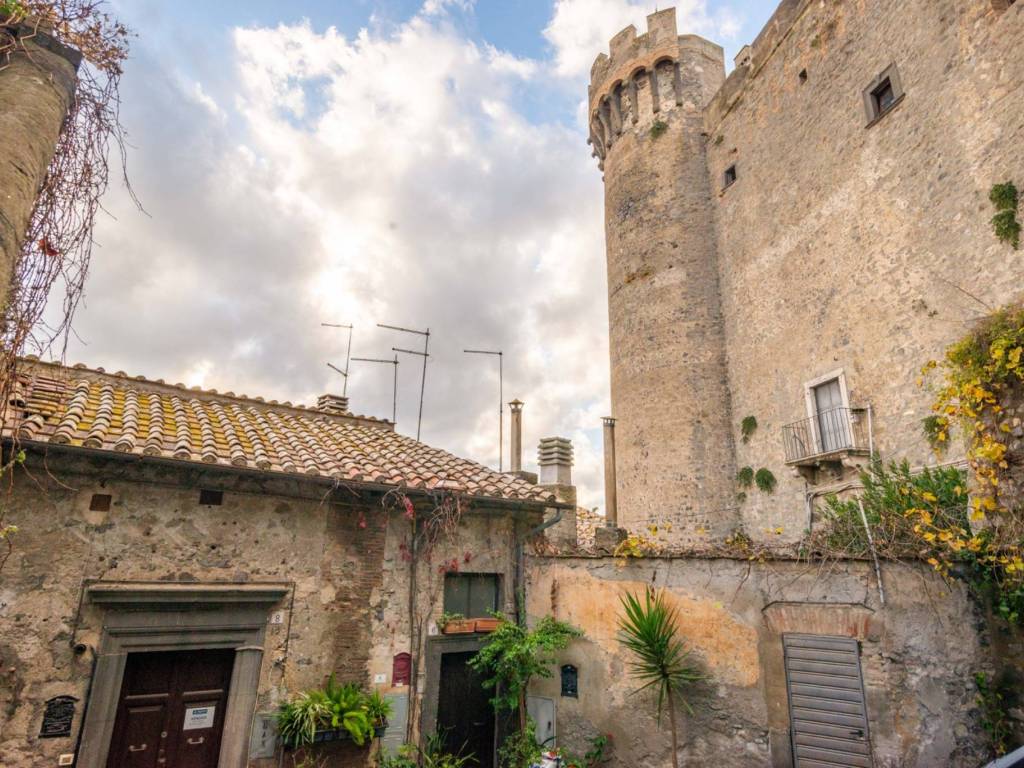 Appartamento a Bracciano in Via della Rotonda, 8 - Foto 2