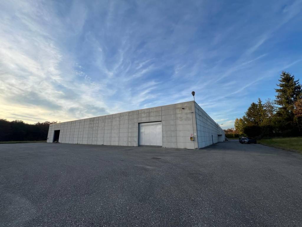 Immobile a Olgiate comasco in Via Bizzarone, 27 - Foto 2