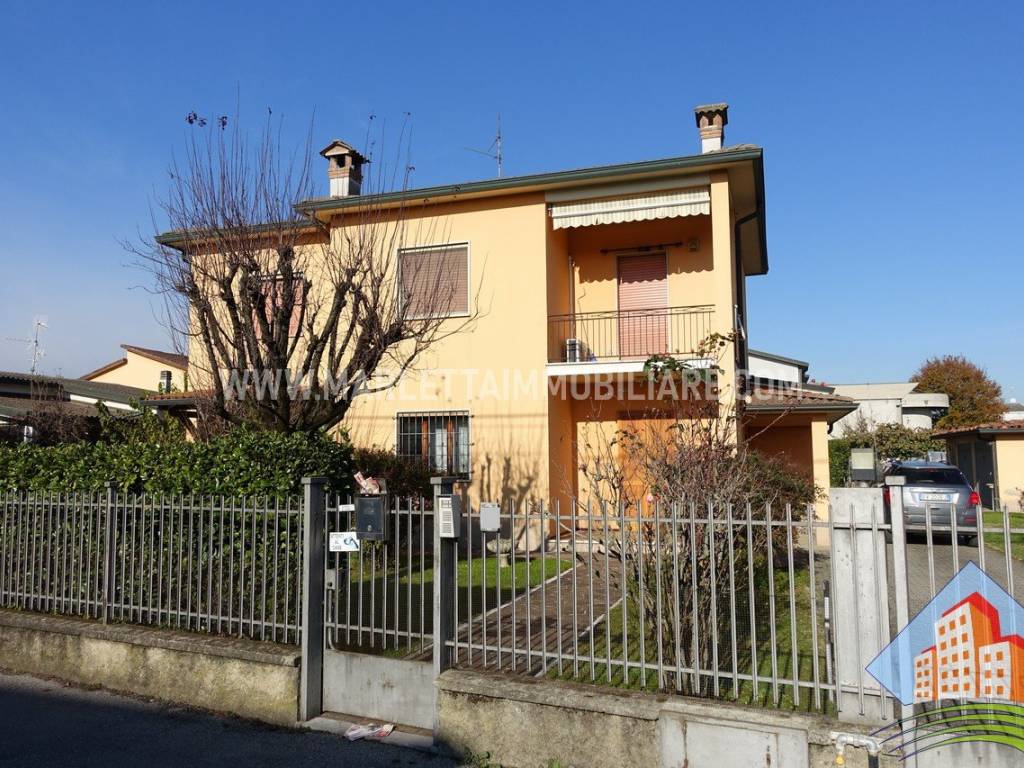 Villa a Capralba - Foto 2