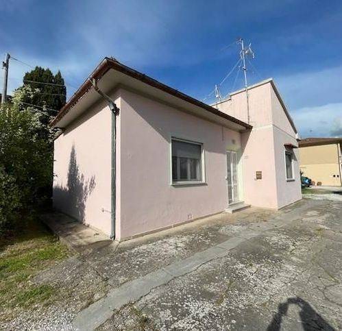 Villa a Vecchiano in Via Sant'Alessandro - Foto 2