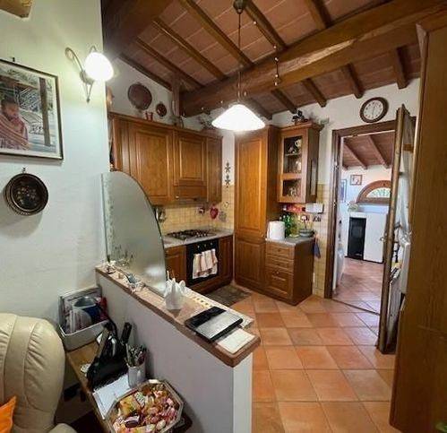 Villa a Vecchiano in Via Amedeo - Foto 2