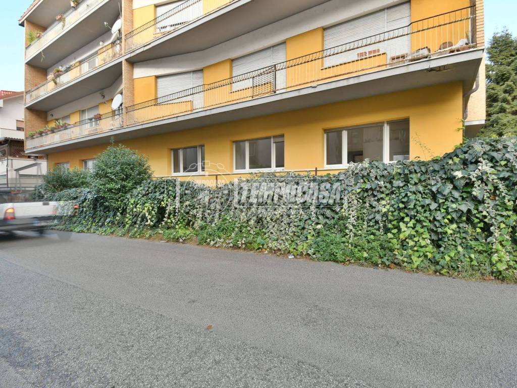 Appartamento a Ascoli piceno in Via Rovereto - Foto 2