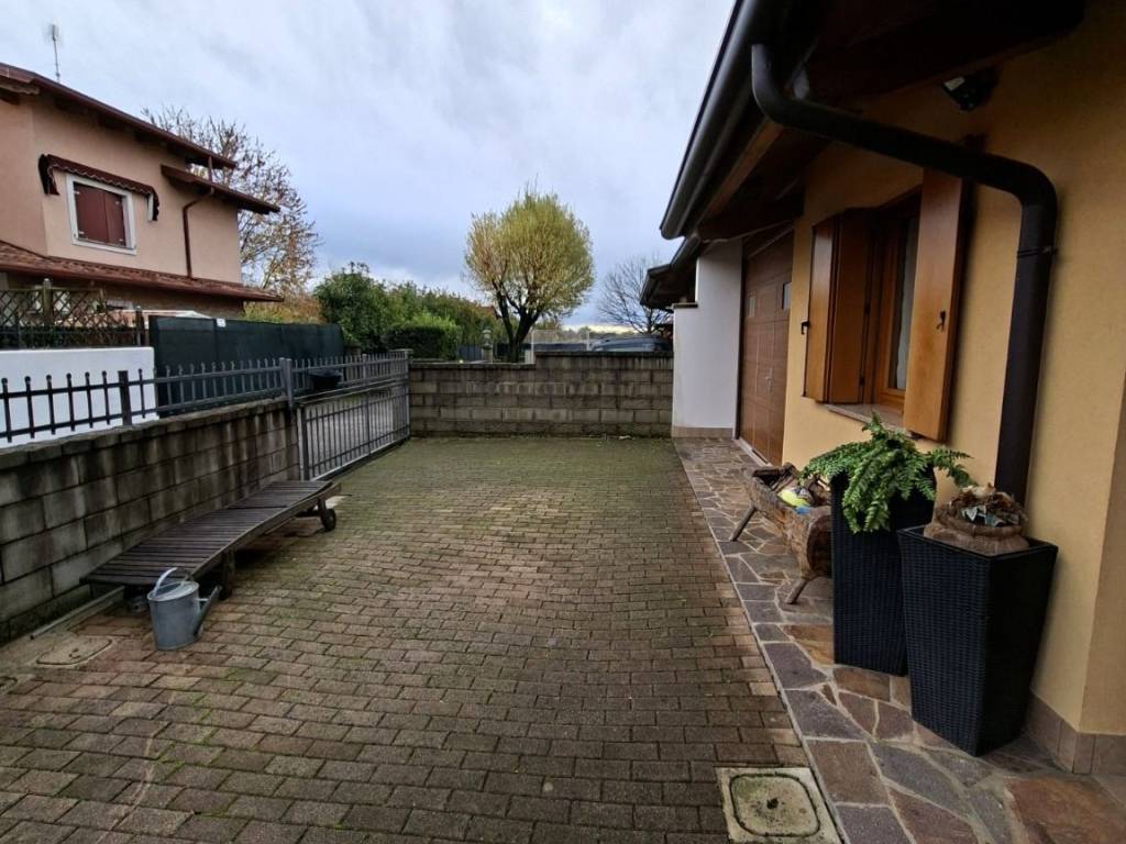 Villetta a schiera a Staranzano in Via Vittorio Veneto - Foto 3