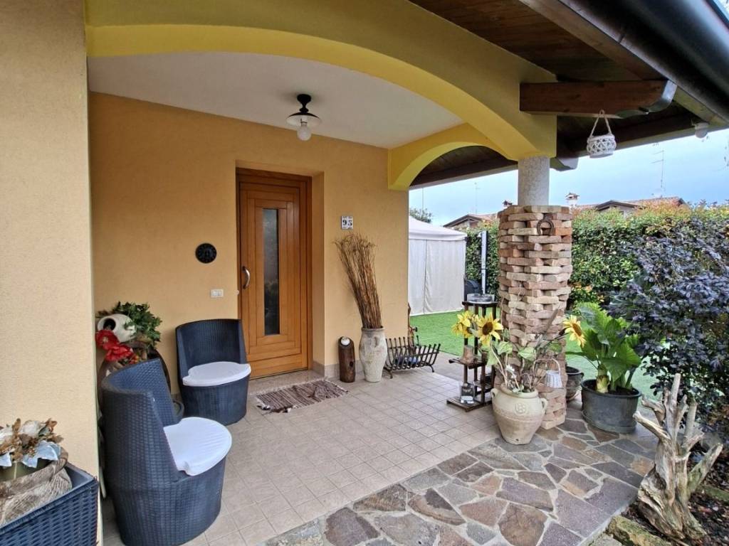 Villetta a schiera a Staranzano in Via Vittorio Veneto - Foto 4