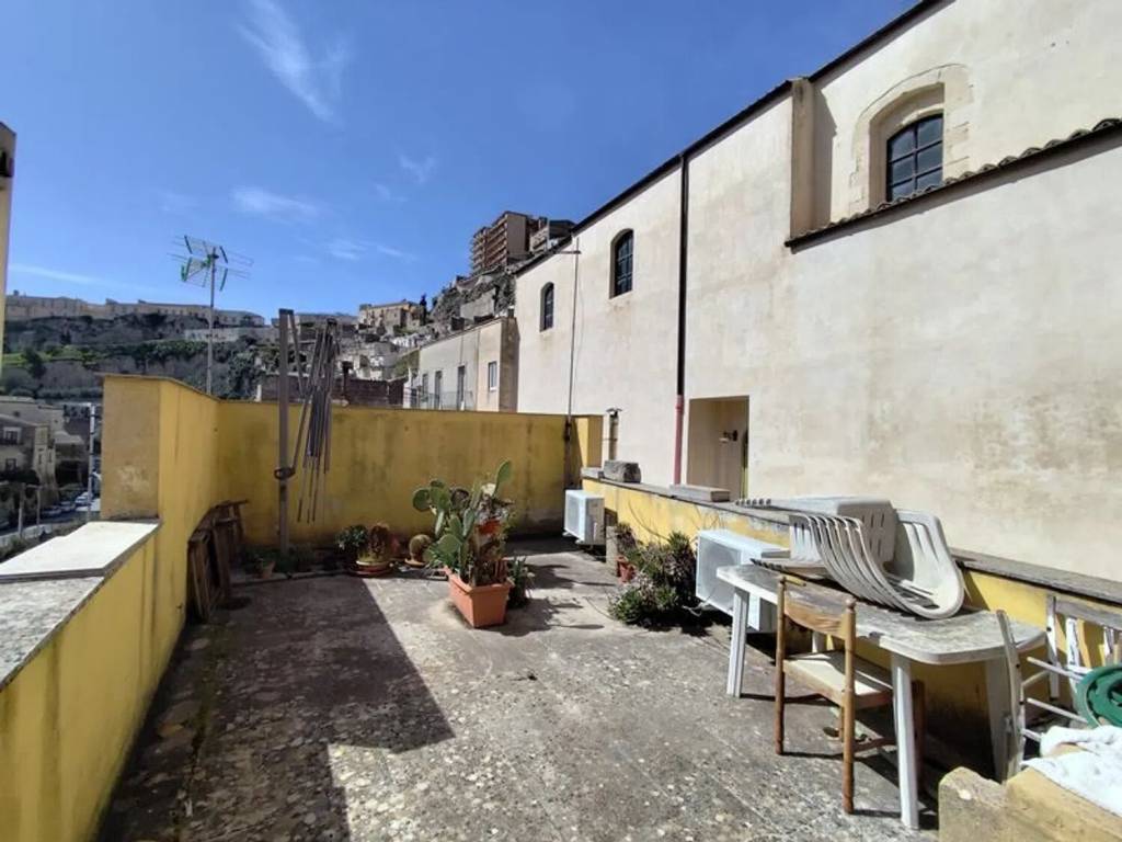 Villa a Modica in Via Emanuele Savarino - Foto 2