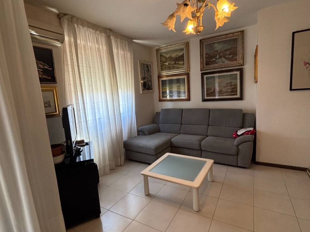 Appartamento a Cagliari in Via del Caravaggio, 17 - Foto 3