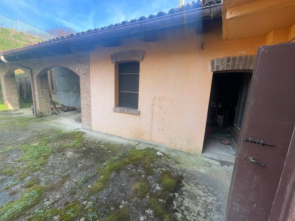 Rustico / casale a Camerano casasco in Via Guglielmo Marconi, 21 - Foto 2