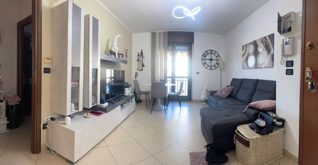 Appartamento a Volpiano in Via Antoon van Dyck, 6 - Foto 2