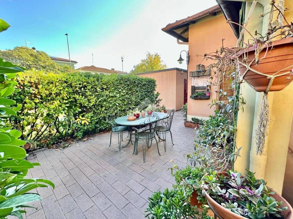 Casa indipendente a Spoleto in Viale Viale Marconi, 350 - Foto 2
