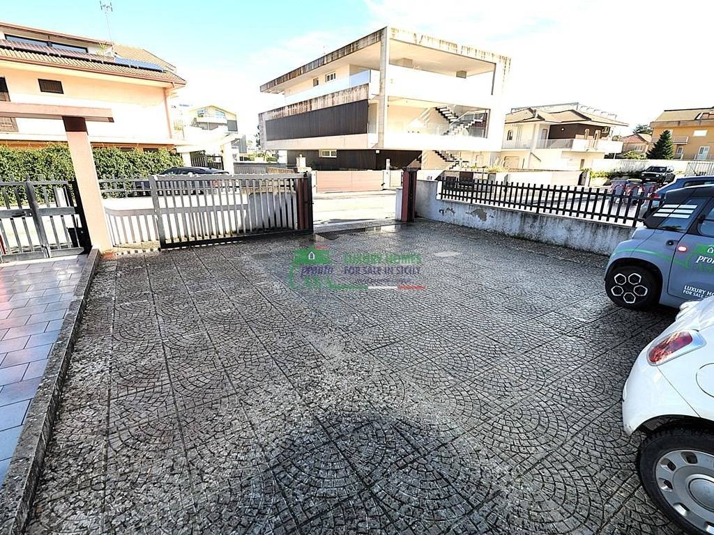 Immobile a Ragusa in VIA MORVILLO, 7 - Foto 2