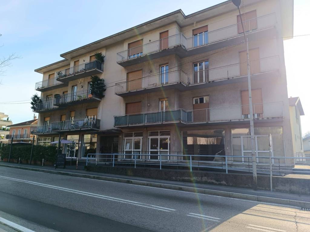 Appartamento a Induno olona in Via Gian Pietro Porro, 114 - Foto 2