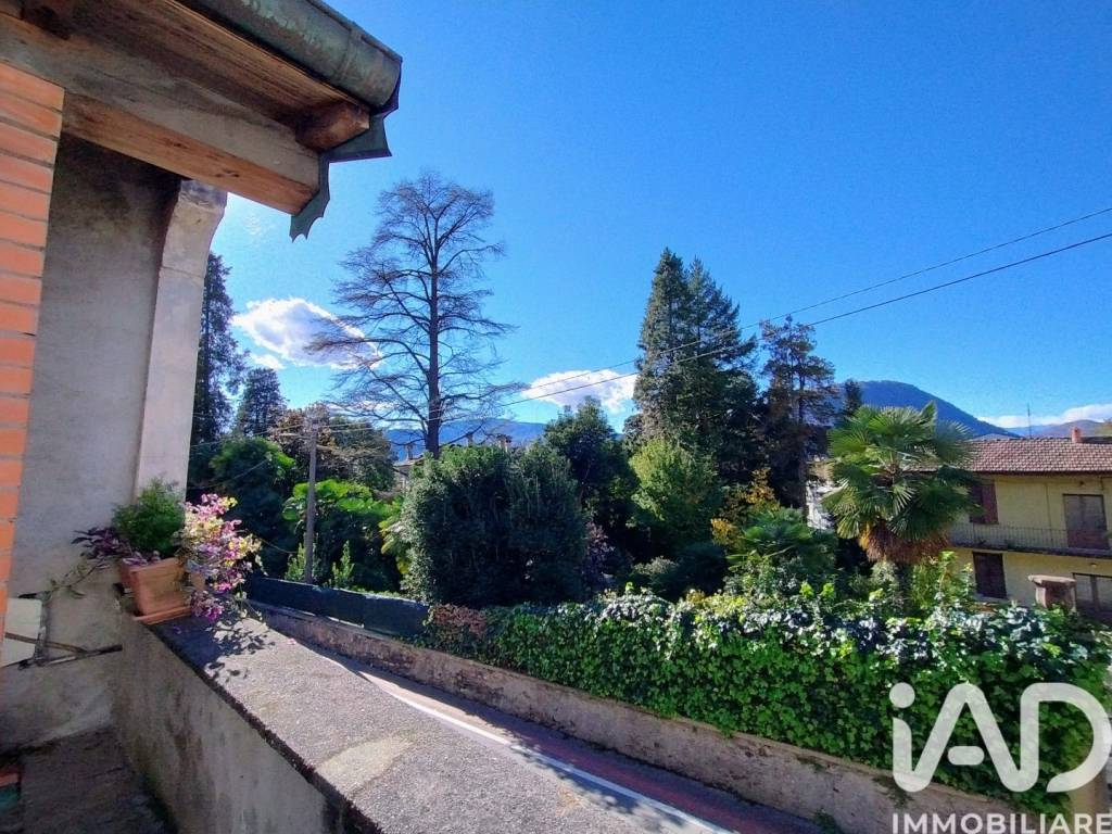 Casa indipendente a Verbania in Via INTRA PREMENO, 42 - Foto 3