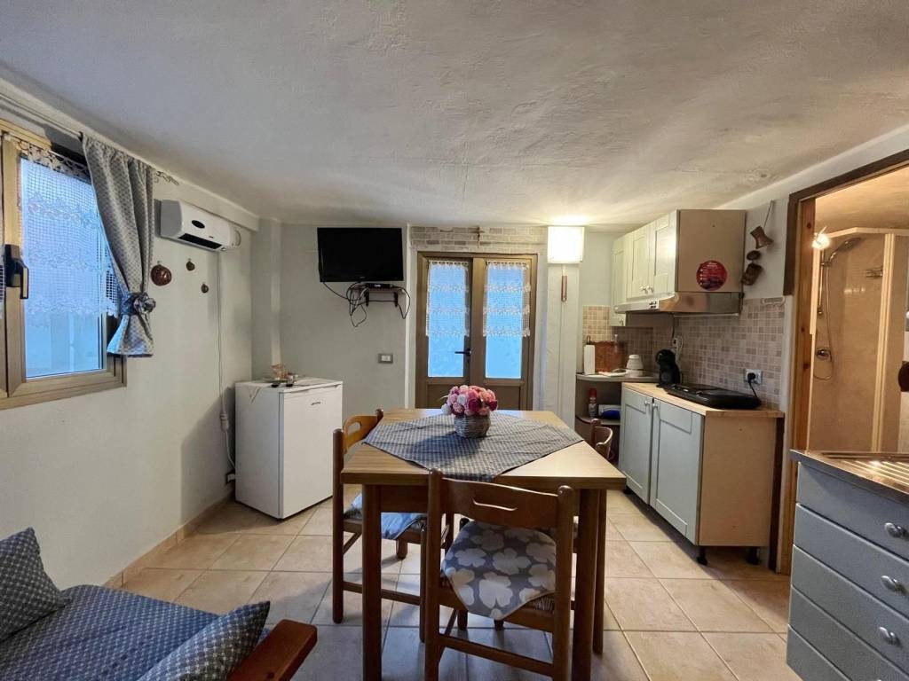 Appartamento a Perrero in Via Generale Giulio Martinat, 4 - Foto 3