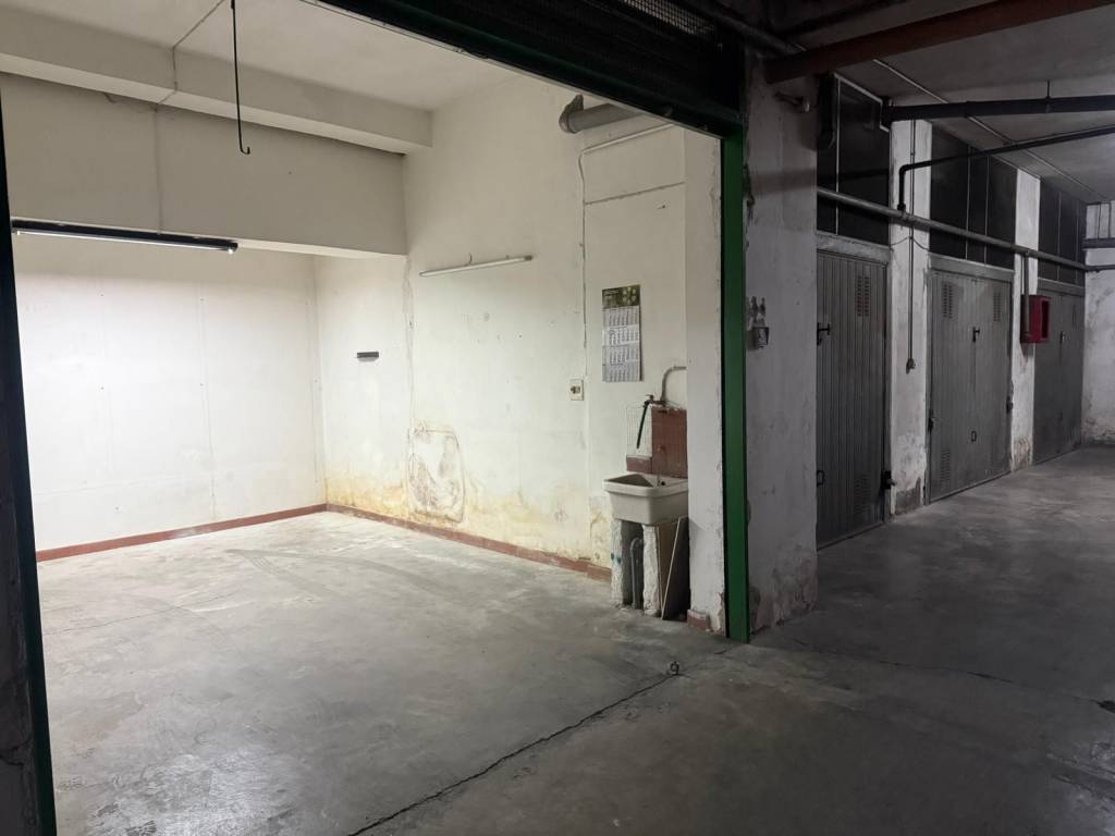 Box / garage a Nocera inferiore in Traversa Via Rea - Foto 4
