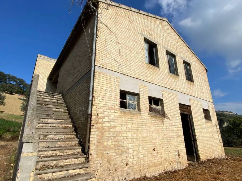 Rustico / casale a Montefiore dell'aso in Contrada Menocchia - Foto 5