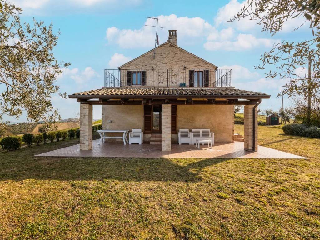 Rustico / casale a Petritoli in Contrada Cerqueto - Foto 2