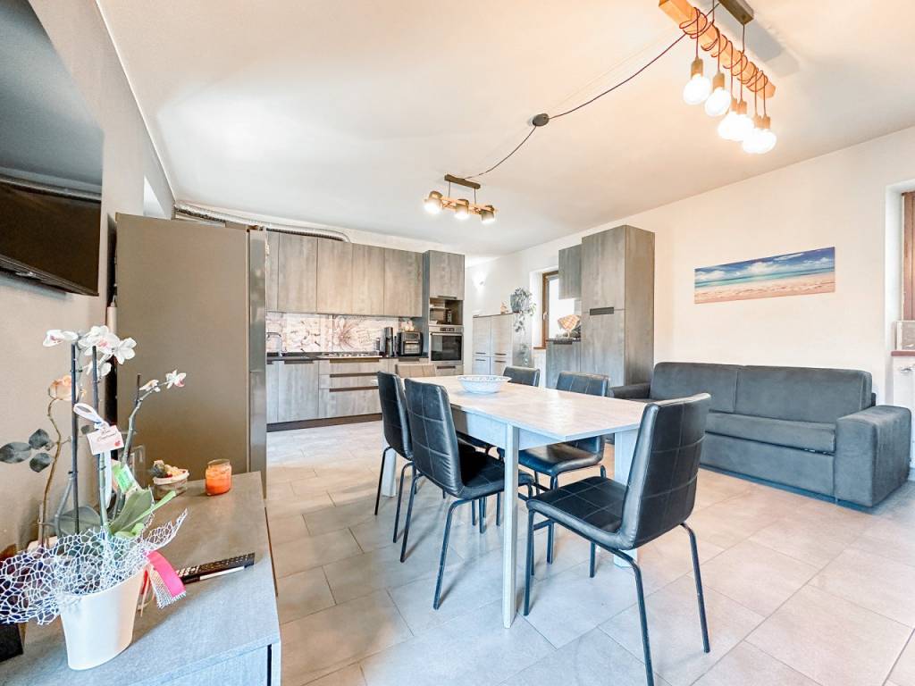 Appartamento a Verbania in via per cossogno, 105 - Foto 3