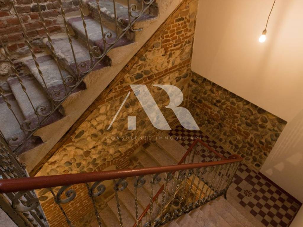 Palazzo / stabile a Verona in Piazza delle Erbe - Foto 2