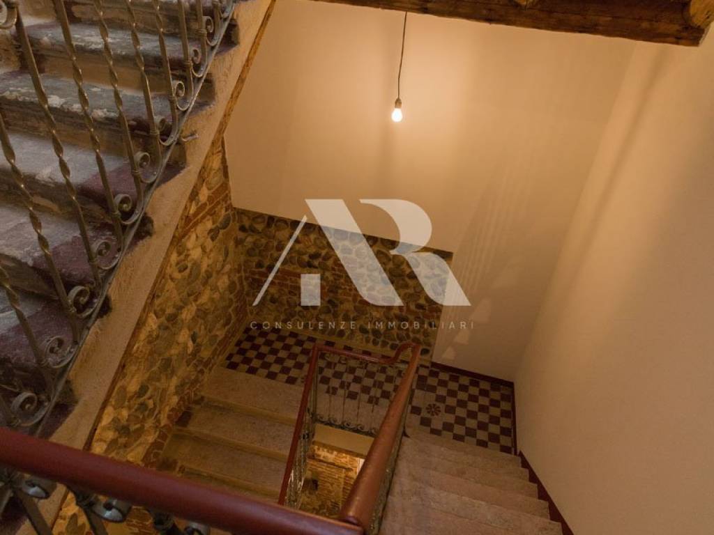 Palazzo / stabile a Verona in Piazza delle Erbe - Foto 4