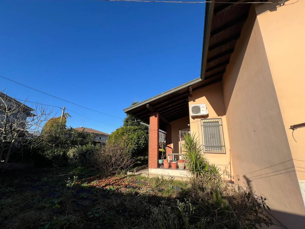 Villa a Busto garolfo in Via Benaco - Foto 5