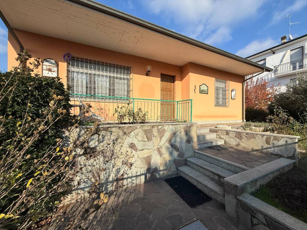 Villa a Voghera in Via Angelo Bascapè, 3 - Foto 4