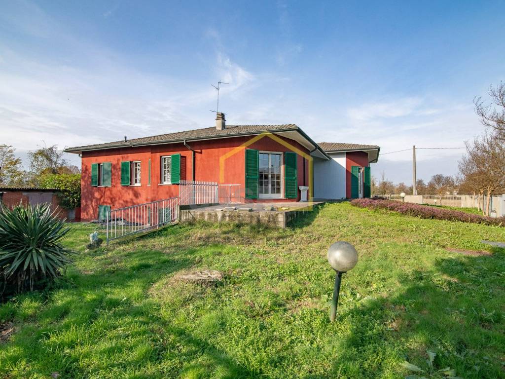 Villa a Binasco in Via Evangelista Torricelli, 23 - Foto 4
