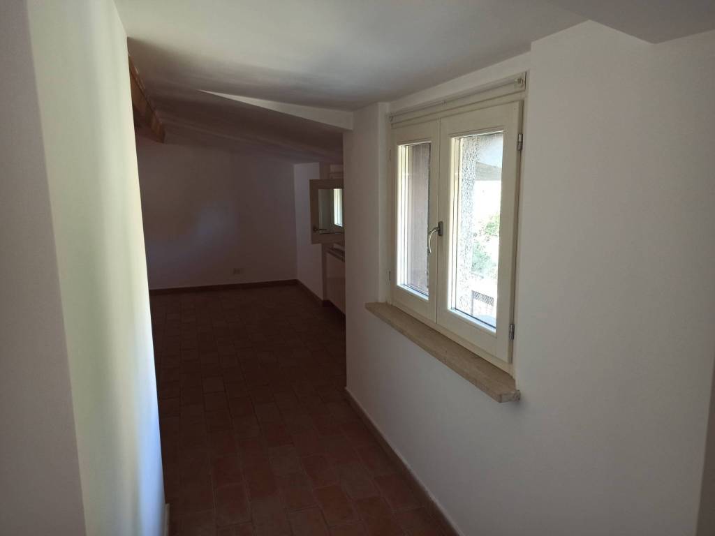 Attico / mansarda a Castelnuovo di porto in Via Roma, 73 - Foto 4