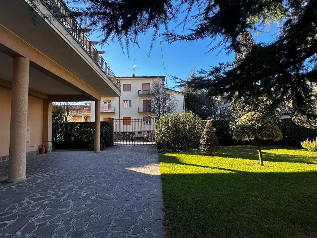 Appartamento a Bergamo in Via della Conca Fiorita, 1 - Foto 2