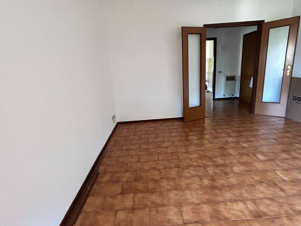 Appartamento a Cento in Via Vittorio Alfieri - Foto 4