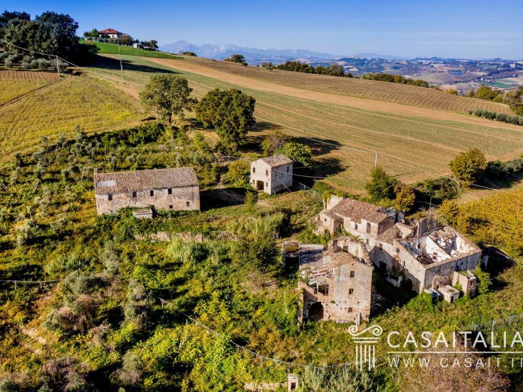Rustico / casale a Ripatransone in Via Emidio Consorti - Foto 4