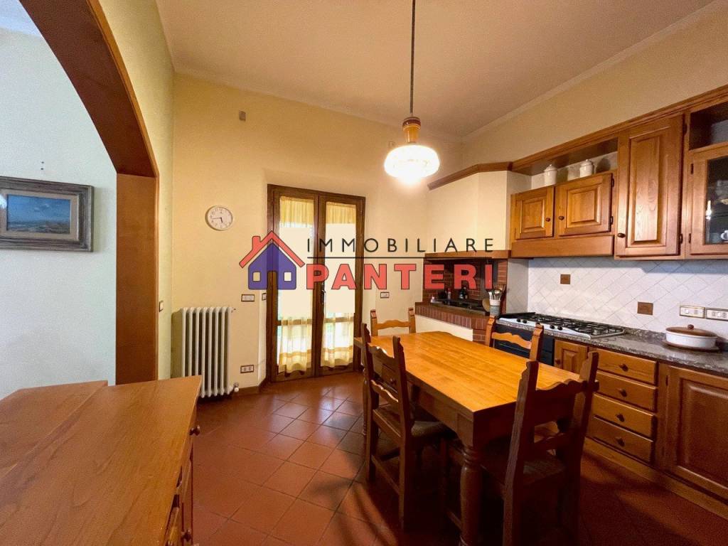 Villa a Pescia in Via 27 Aprile 1859 - Foto 4