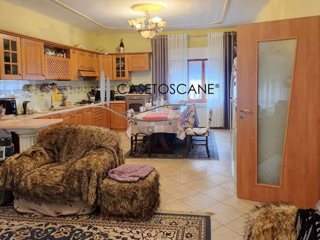 Appartamento a Sinalunga in Trieste - Foto 2