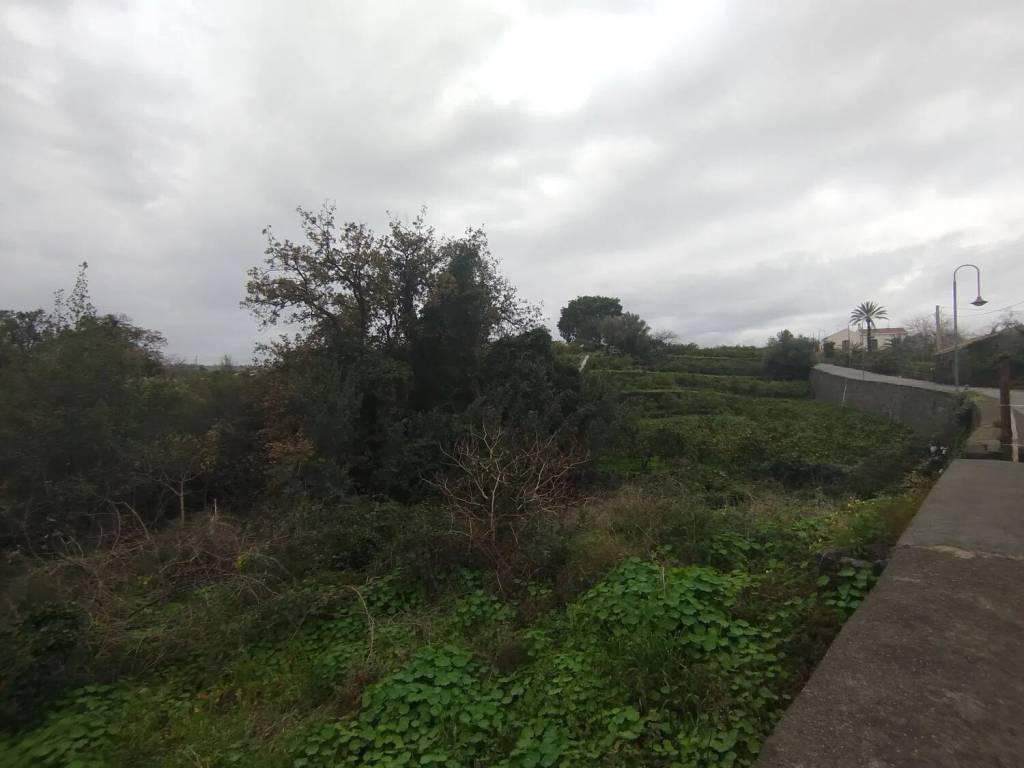 Terreno a Acireale in Via Terre Liberate - Foto 2