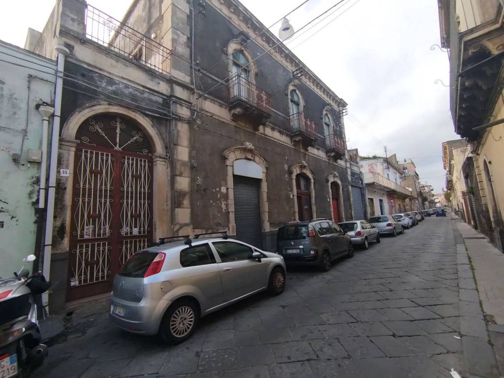 Villa a Acireale in Via Vittorio Emanuele Iii - Foto 2