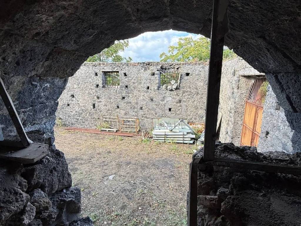 Rustico / casale a Santa venerina in Via Provinciale - Foto 4