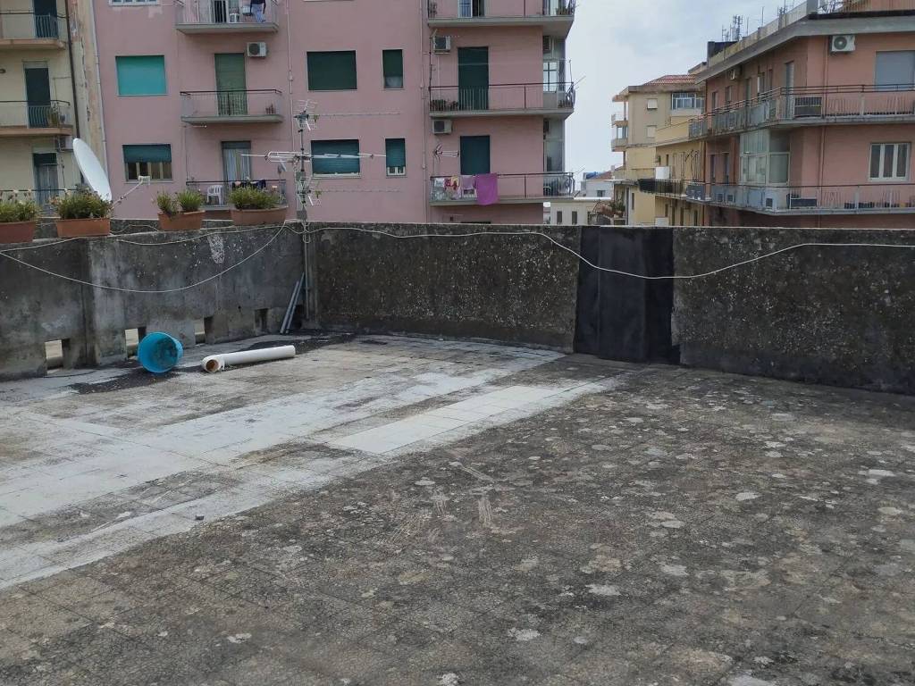 Appartamento a Acireale in Piazza Madonna Della Pace - Foto 3
