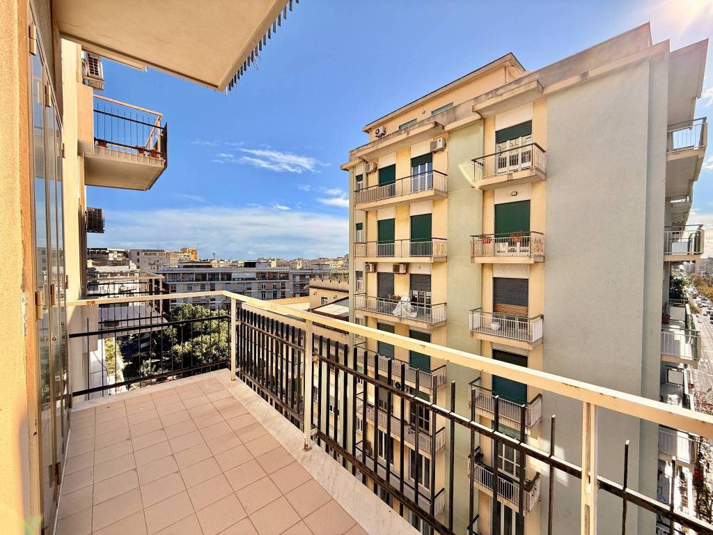 Appartamento a Catania in Viale Vittorio Veneto, 134 - Foto 3